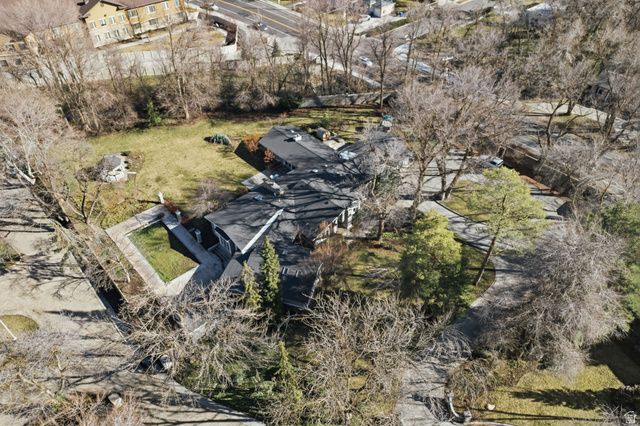 5575 S MERLYN CIR, Holladay, UT 84117