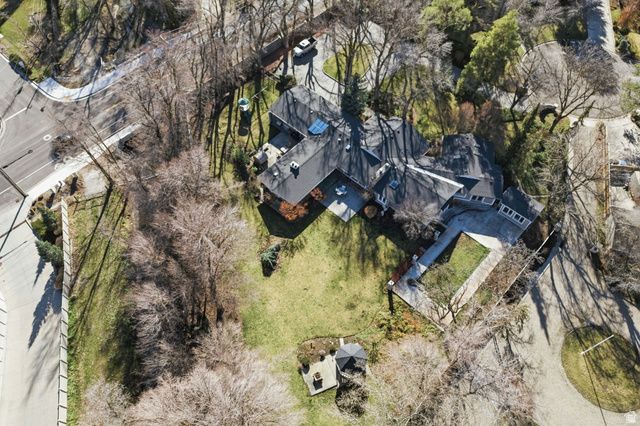 5575 S MERLYN CIR, Holladay, UT 84117