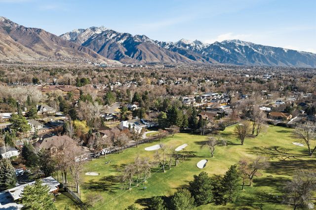 5575 S MERLYN CIR, Holladay, UT 84117