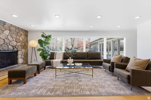 5575 S MERLYN CIR, Holladay, UT 84117