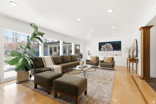 5575 S MERLYN CIR, Holladay, UT 84117