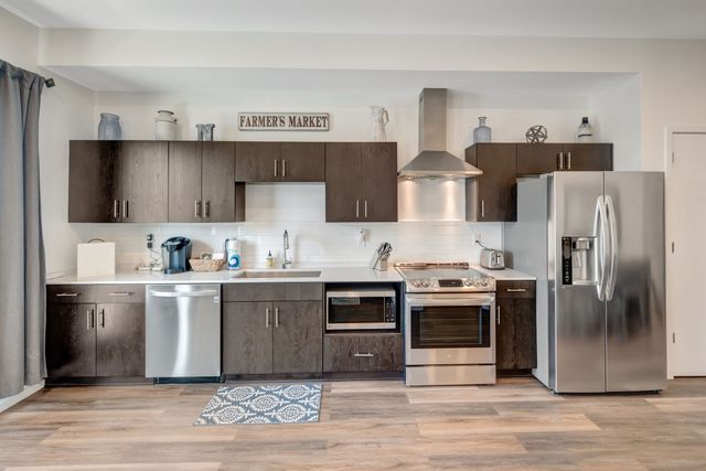 920 South St Apt 412, Nashville, TN 37203