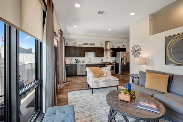 920 South St Apt 412, Nashville, TN 37203