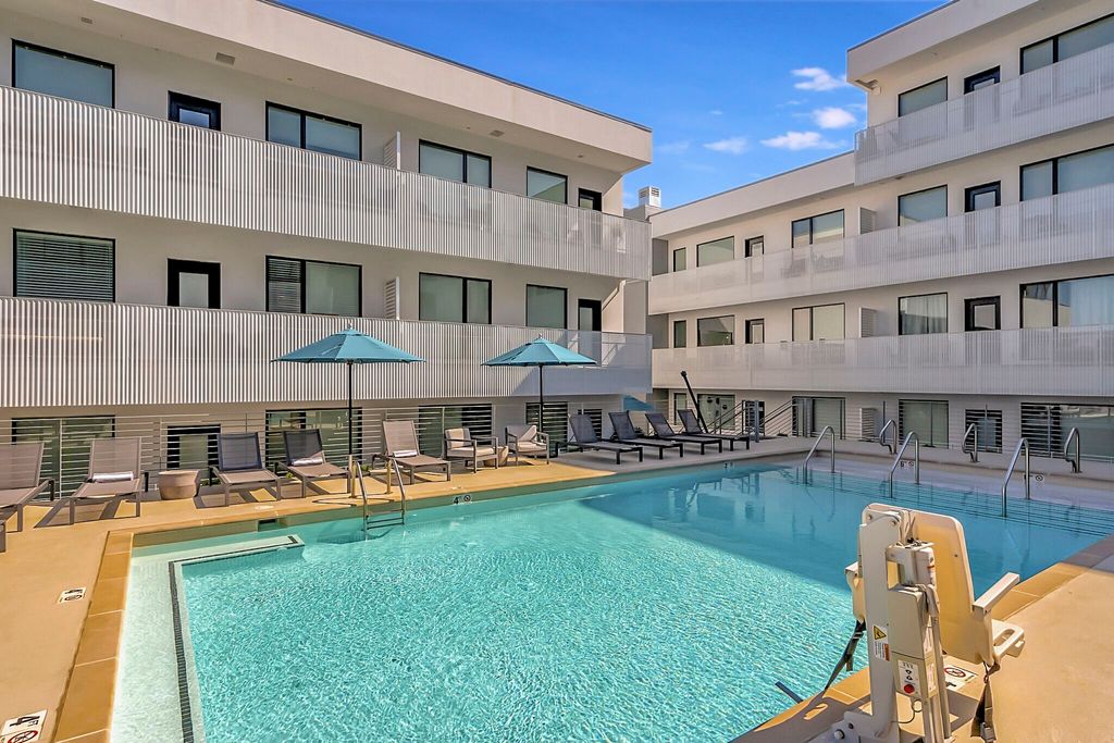 920 South St Apt 412, Nashville, TN 37203
