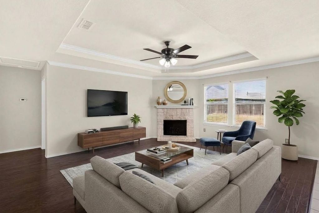 3033 Walker Creek Drive, Little Elm, TX 75068 — photo 2