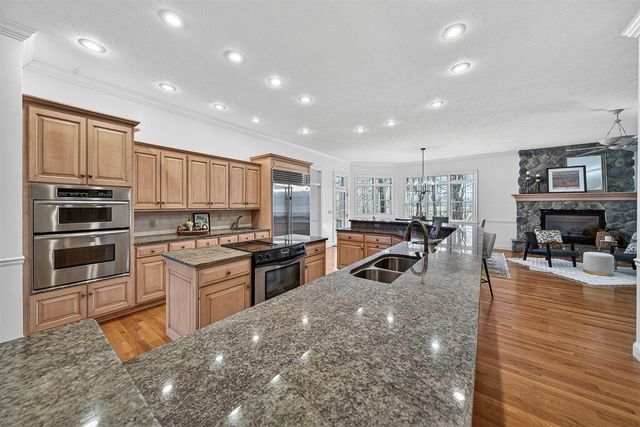 2065 W River Road, Niles, MI 49120