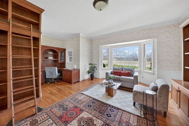 2065 W River Road, Niles, MI 49120