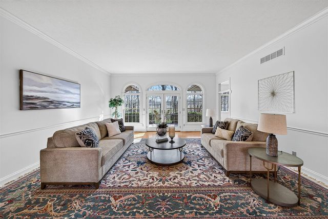 2065 W River Road, Niles, MI 49120