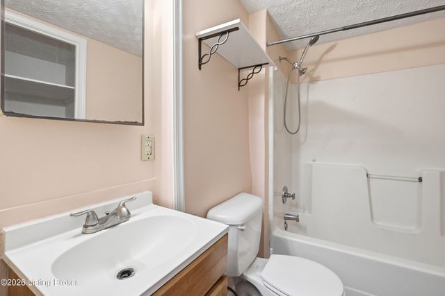 3537 Powell Ave, Louisville, KY 40215