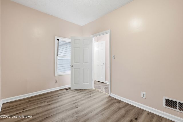 3537 Powell Ave, Louisville, KY 40215