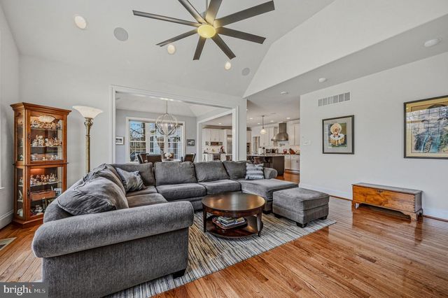 957 CORNWALLIS DR, West Chester, PA 19380