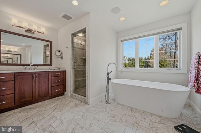 957 CORNWALLIS DR, West Chester, PA 19380