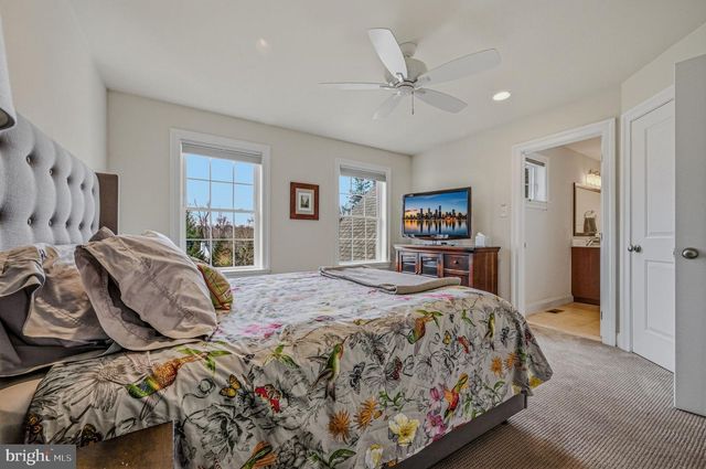 957 CORNWALLIS DR, West Chester, PA 19380