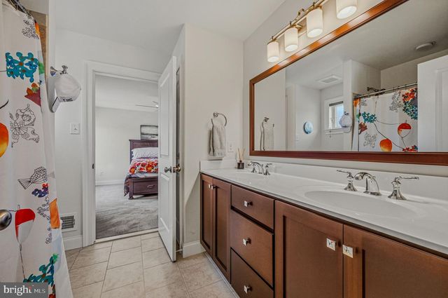 957 CORNWALLIS DR, West Chester, PA 19380