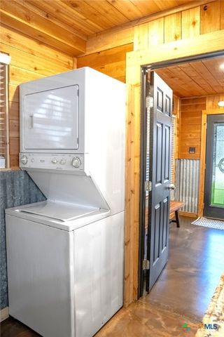 582 Cypress Valley Road, Cuero, TX 77954