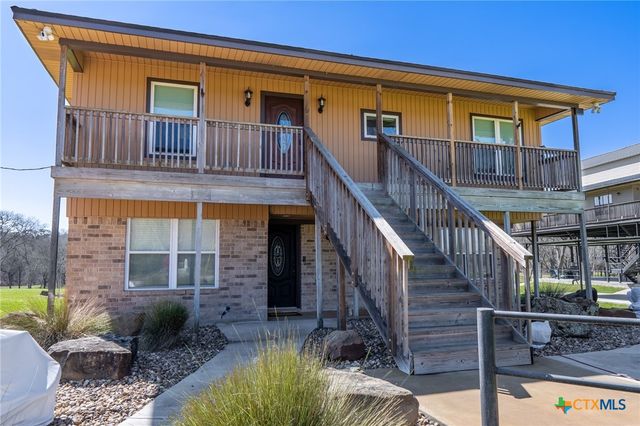 582 Cypress Valley Road, Cuero, TX 77954