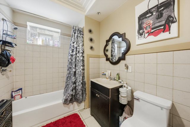 7546 S Sangamon Street, Chicago, IL 60620