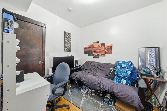 7546 S Sangamon Street, Chicago, IL 60620