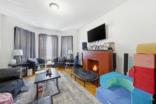 7546 S Sangamon Street, Chicago, IL 60620