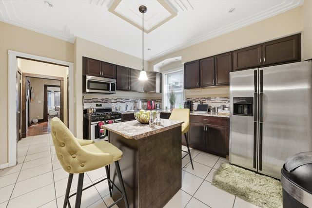 7546 S Sangamon Street, Chicago, IL 60620