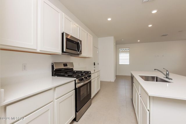 7068 W Indian Clover Way, Tucson, AZ 85757