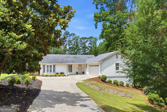 6014 Lake Lanier Heights Road, Buford, GA 30518