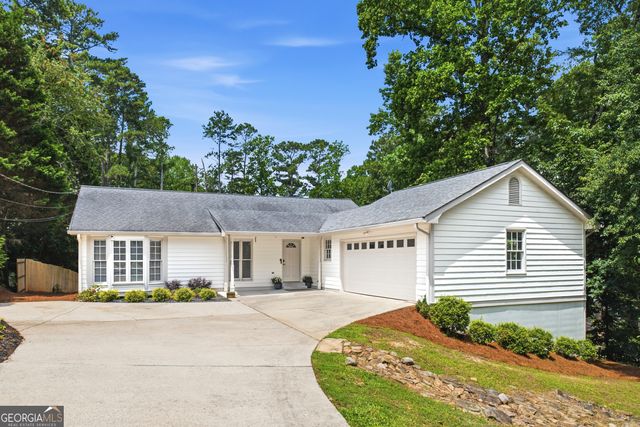 6014 Lake Lanier Heights Road, Buford, GA 30518