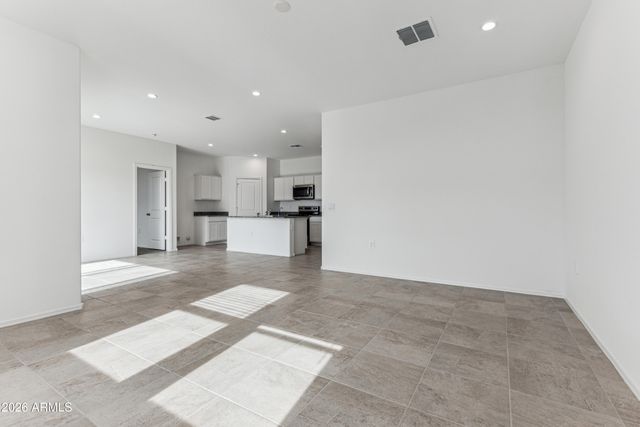 1525 E CURRIER Drive E, Casa Grande, AZ 85122