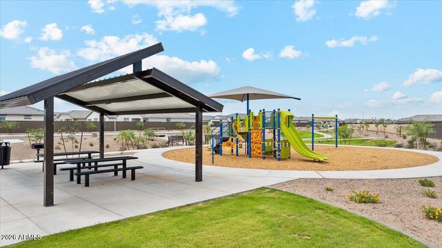 1525 E CURRIER Drive E, Casa Grande, AZ 85122