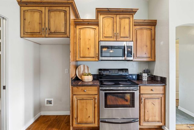 831 Grace Drive West, Twin Falls, ID 83301