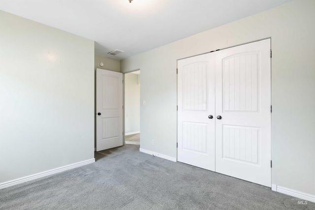 831 Grace Drive West, Twin Falls, ID 83301