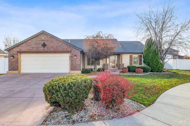 831 Grace Drive West, Twin Falls, ID 83301