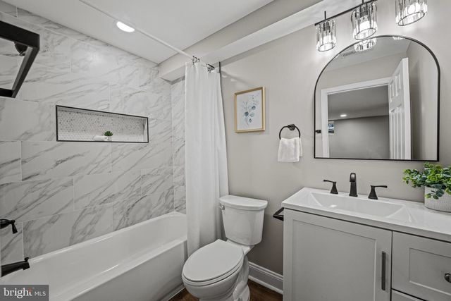 833 NOLAND DR, Hagerstown, MD 21740