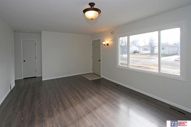 7210 Seward Avenue, Lincoln, NE 68507