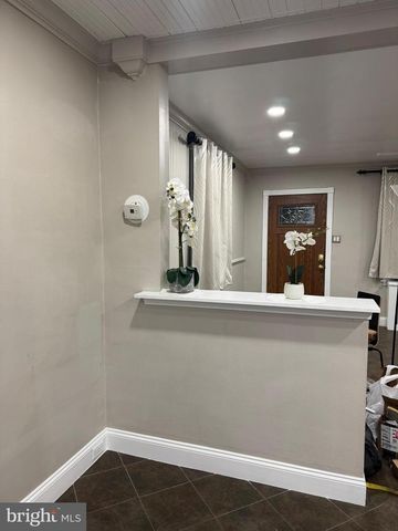 725 W MOUNT VERNON ST, Lansdale, PA 19446