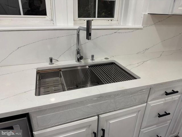 725 W MOUNT VERNON ST, Lansdale, PA 19446