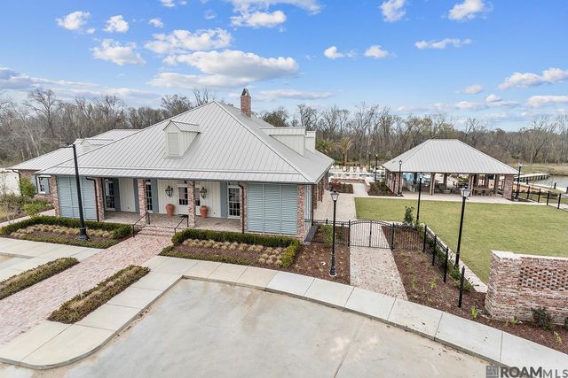 13732 Green Wing Ln, Baton Rouge, LA 70810