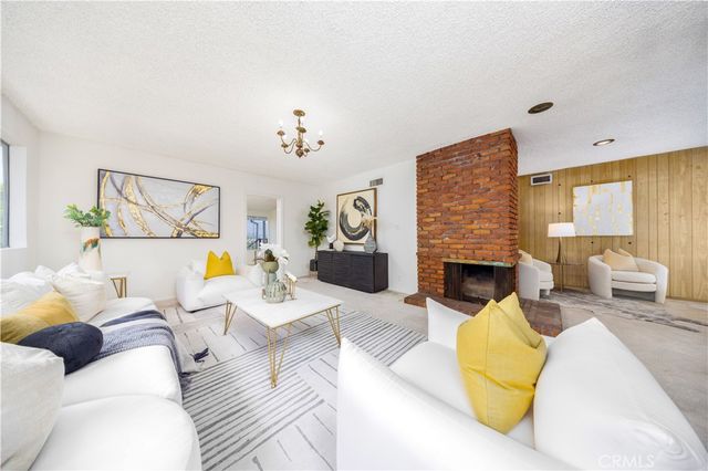 209 Graves Avenue E, Monterey Park, CA 91755