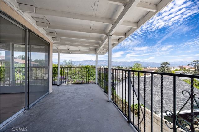 209 Graves Avenue E, Monterey Park, CA 91755