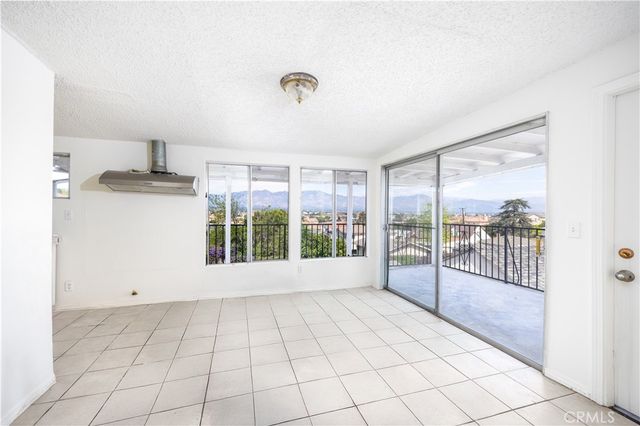 209 Graves Avenue E, Monterey Park, CA 91755