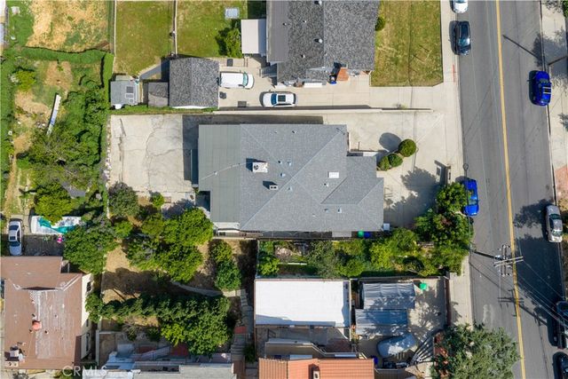 209 Graves Avenue E, Monterey Park, CA 91755