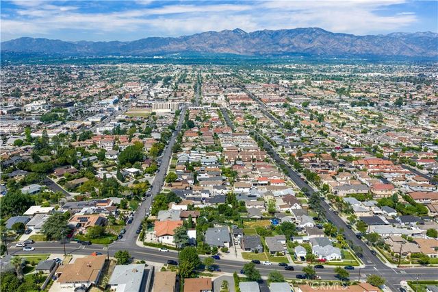 209 Graves Avenue E, Monterey Park, CA 91755