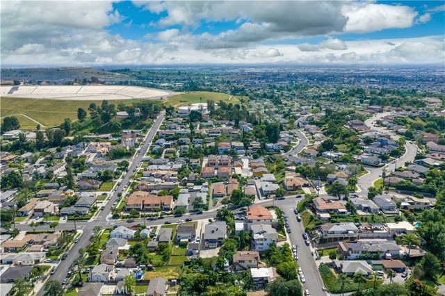 209 Graves Avenue E, Monterey Park, CA 91755