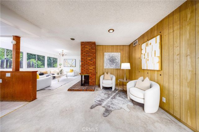 209 Graves Avenue E, Monterey Park, CA 91755