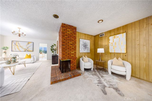 209 Graves Avenue E, Monterey Park, CA 91755