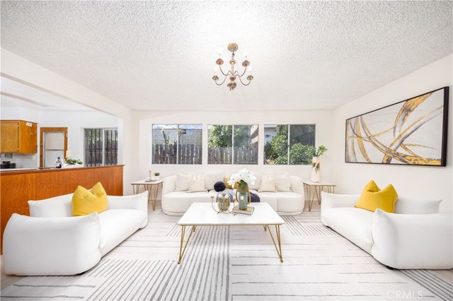 209 Graves Avenue E, Monterey Park, CA 91755