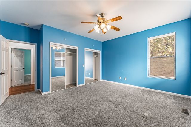 6 N Cheshnut Drive, Bella Vista, AR 72714