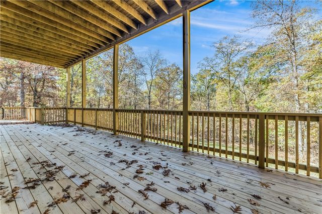 6 N Cheshnut Drive, Bella Vista, AR 72714