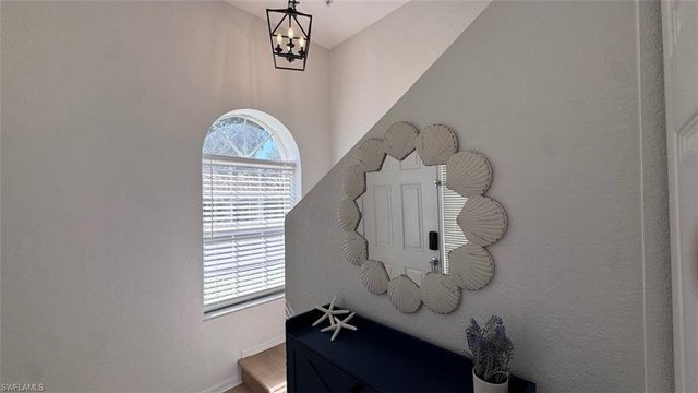 6812 Satinleaf RD S 202, Naples, FL 34109