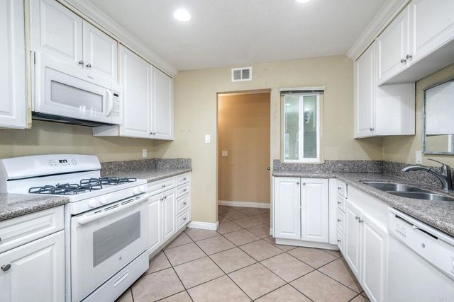 4924 Verde Drive, Oceanside, CA 92057